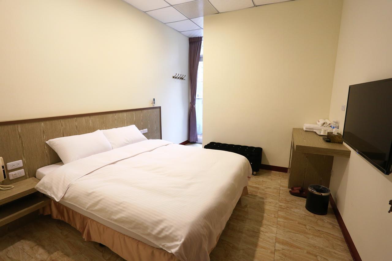 Changju Hotel-附免費停車位 Taitung ภายนอก รูปภาพ